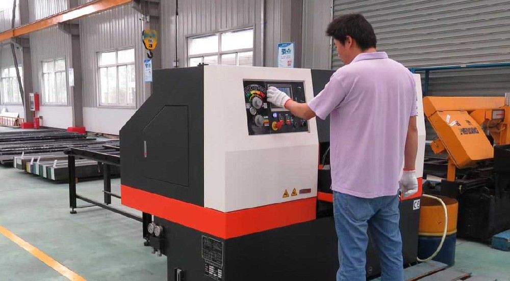 锌合金模具材料s136钢模具寿命