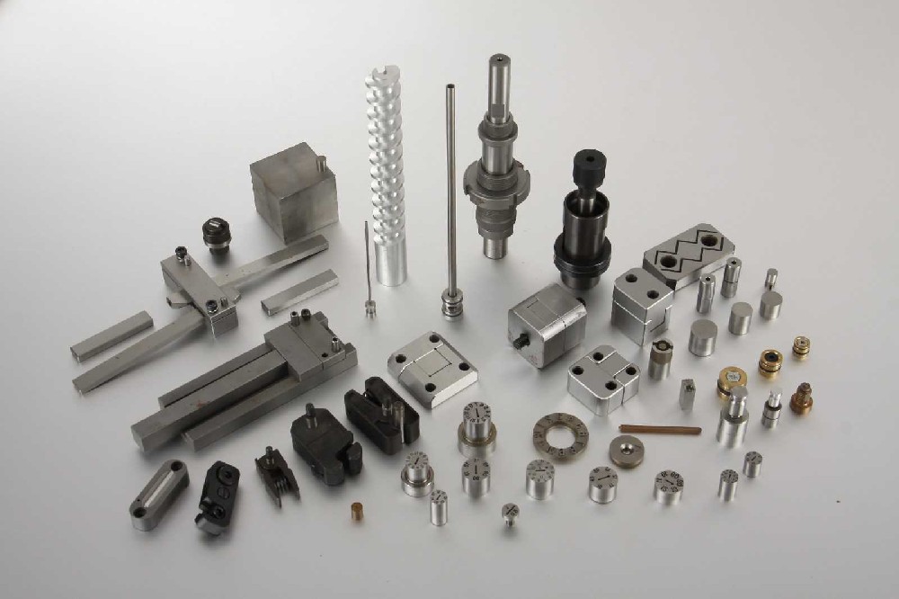 s136的材料价格_是何材料（s136模具材料价格）